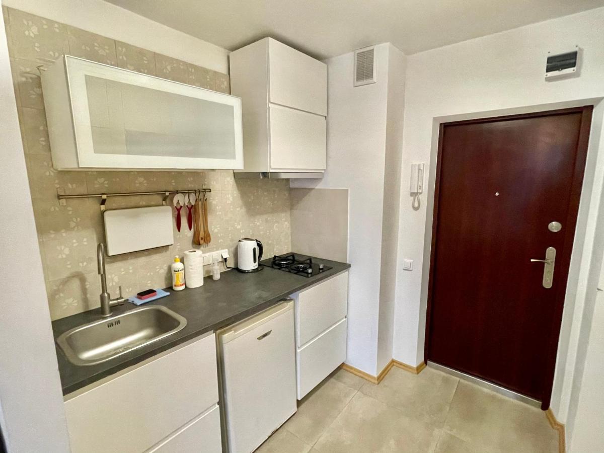 Super Apartament Green Rondo Onz Metro Nowe Wifi 300 Mb/S Aircondition Netflix Spotify Варшава Екстер'єр фото